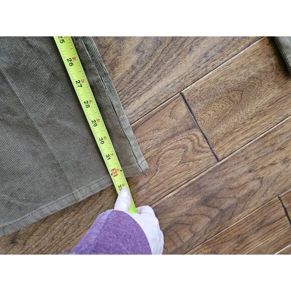 St. John's Bay Simply Slender Corduroy Boot Cut Pants Women’s Size 10 - Picture 4 of 6